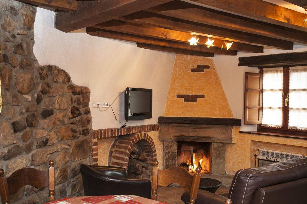 El Cabanon De Pimiango Guest House Cameră foto